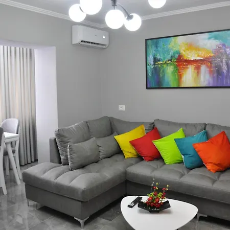 Urban Bazaar * טיראנה